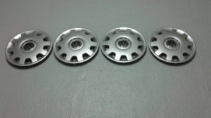 4 enjoliveurs de roue de diamètre 15 pour Volkswagen.